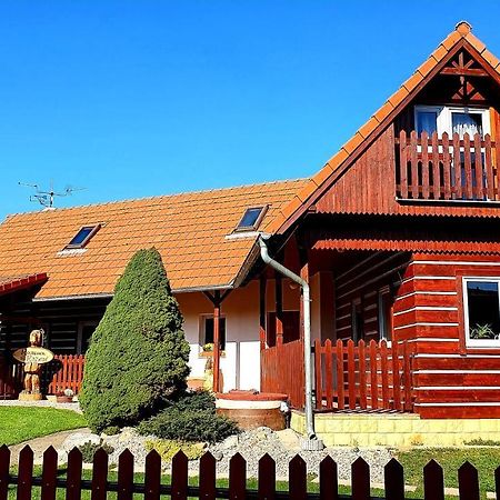 Roubenka Rozkos Villa Nove Mesto nad Metuji Exterior photo